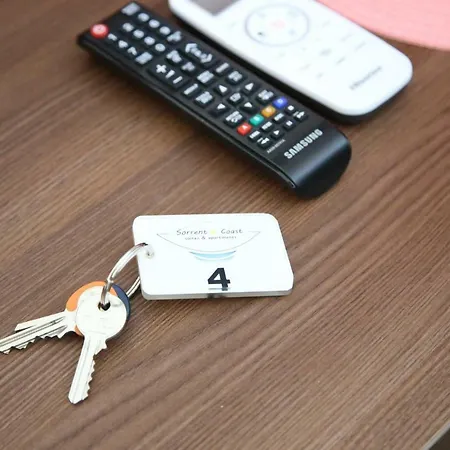 코스트 스위트 4*